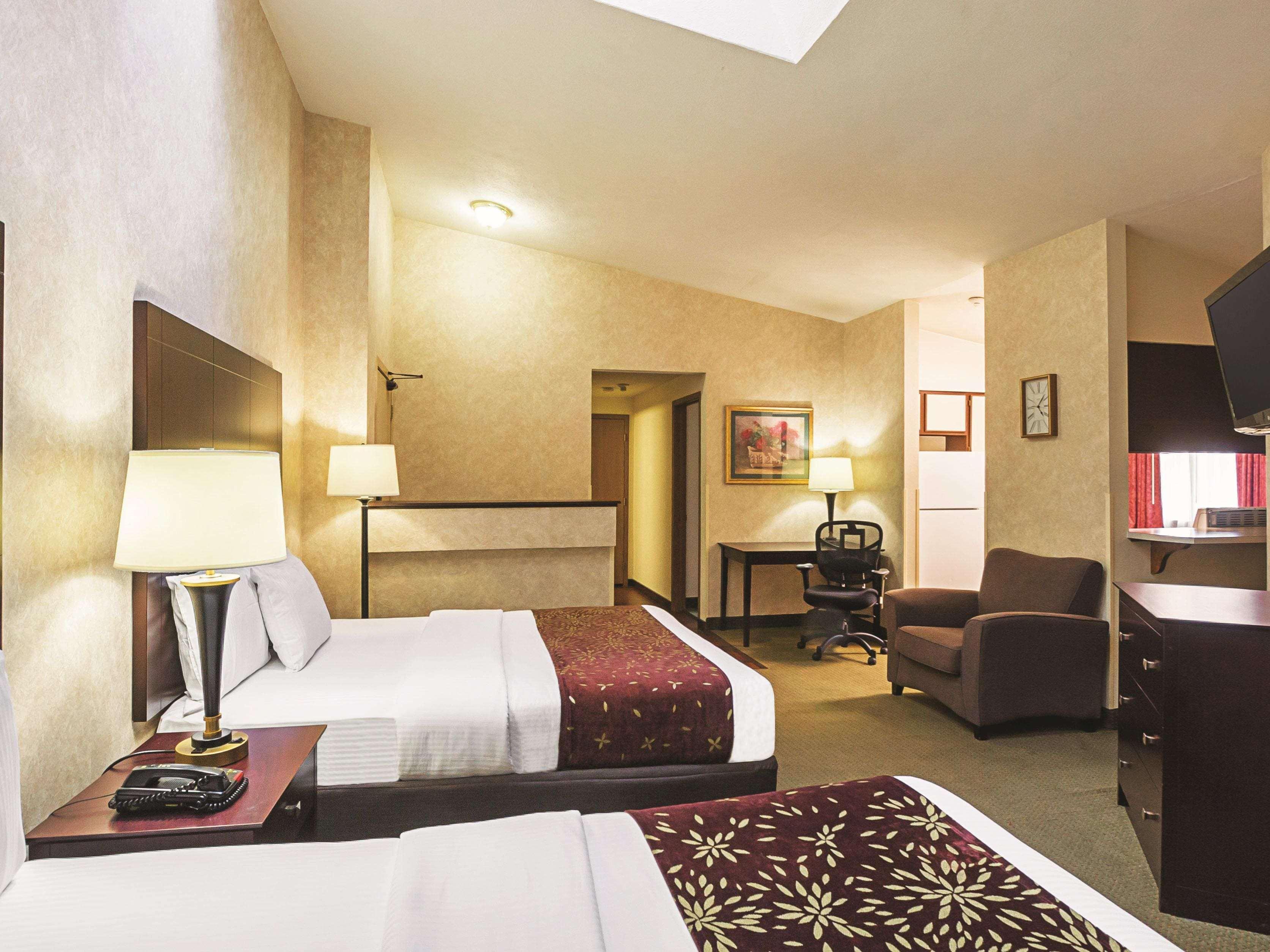Hotel La Quinta By Wyndham Woodburn Exterior foto