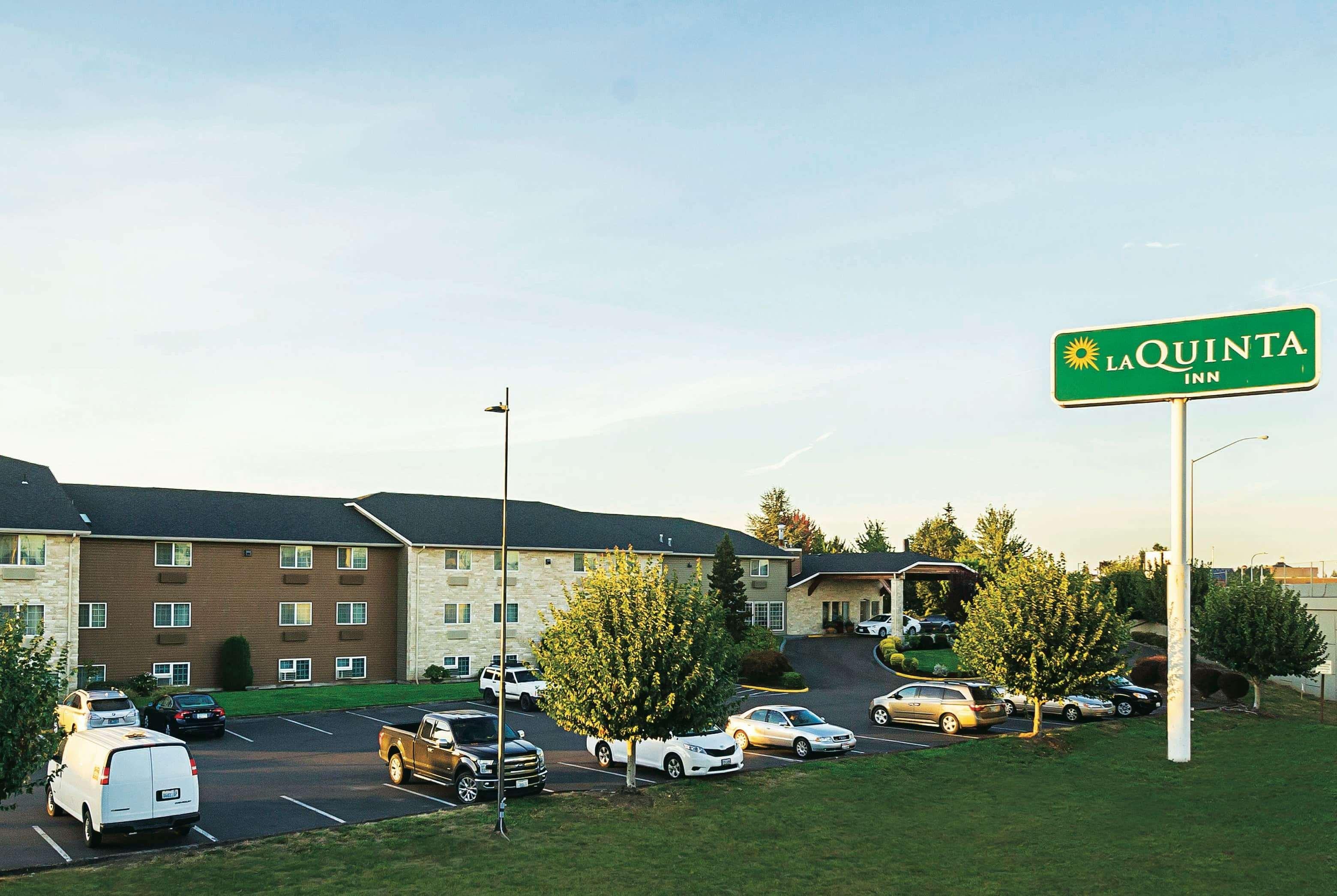 Hotel La Quinta By Wyndham Woodburn Exterior foto
