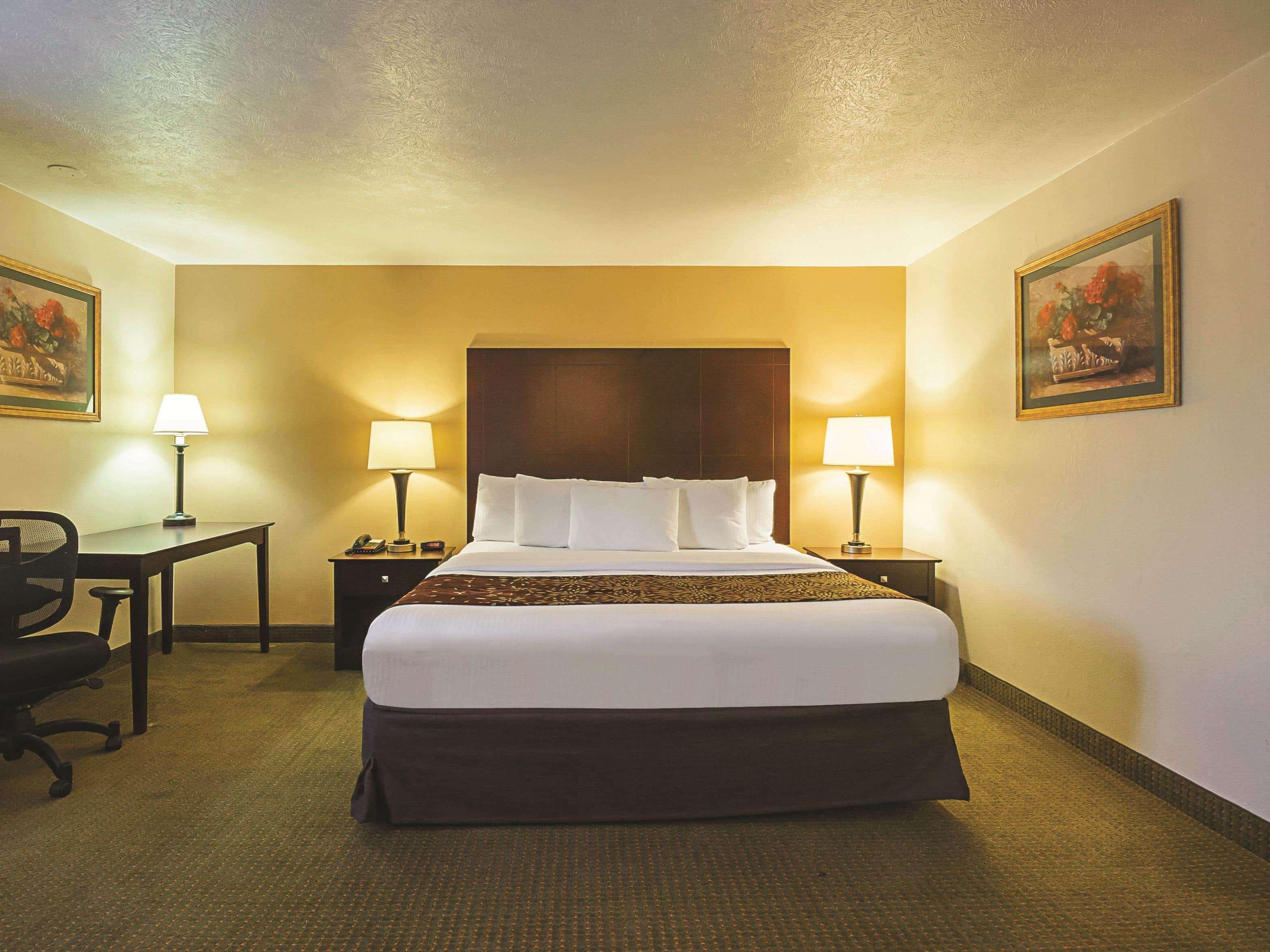 Hotel La Quinta By Wyndham Woodburn Exterior foto